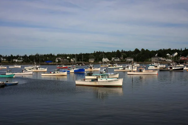 Humří čluny v Basharbor, Maine. — Stock fotografie