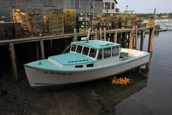 Homár hajó Bass Harbor, Maine. — Stock Fotó