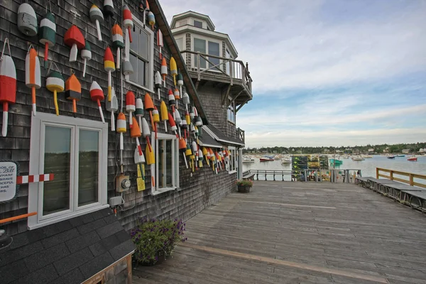 El muelle de Bass Harbor, Maine . — Foto de Stock