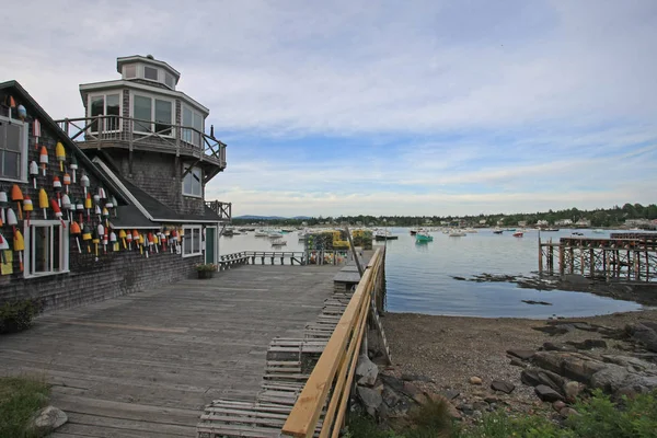 El muelle de Bass Harbor, Maine . — Foto de Stock