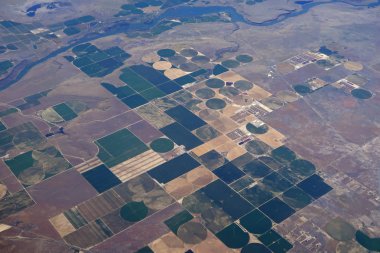 Oregon'daki dairesel alanların havadan görünümü.
