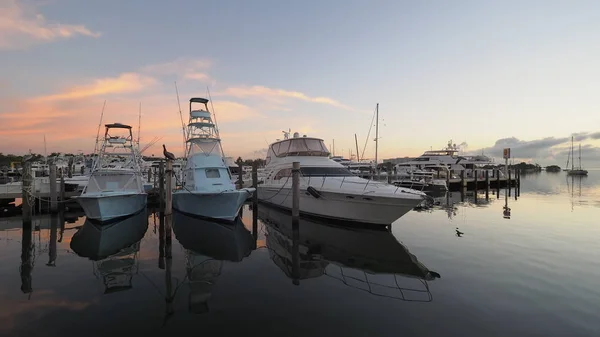 Lever du Soleil au Dîner Key Marina, Miami . — Photo