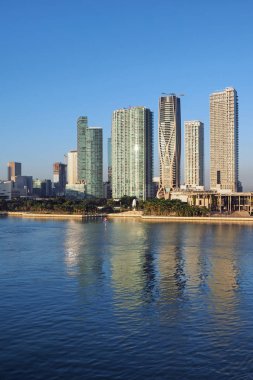 Biscayne Körfezi'ndeki konut kuleleri, Miami.