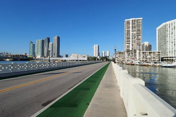 Calzada Veneciana entre Miami y Miami Beach, Florida . — Foto de Stock