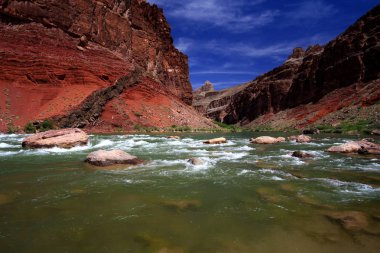 Büyük Kanyon'da Hance Rapids.