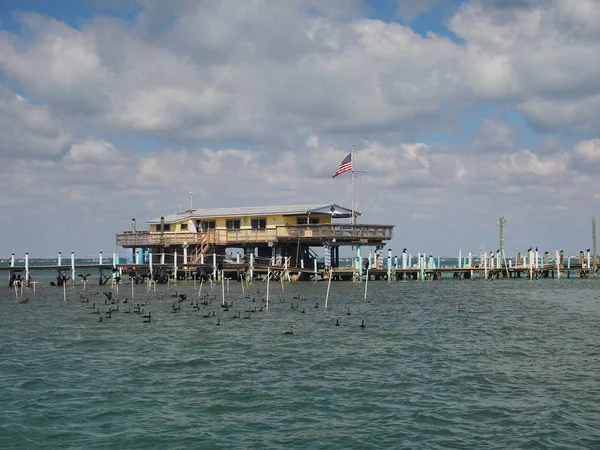 Miami Springs Powerboat Club, Stiltsville, Parque Nacional da Biscaia, Flórida . — Fotografia de Stock