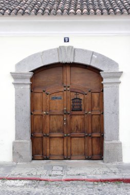 Antigua antika ahşap kapılar, Guatemala.