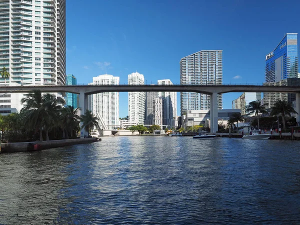 Der miami-fluss, miami, florida. — Stockfoto