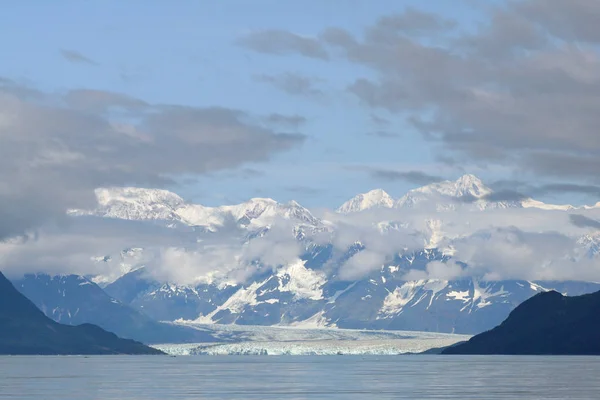 Lodowiec Hubbard i Zatoka Yakutat, Alaska. — Zdjęcie stockowe