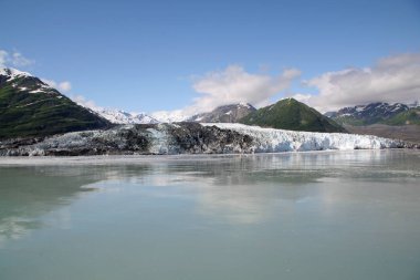 Turner Buzulu ve Hayal Kırıklığı Körfezi, Alaska.