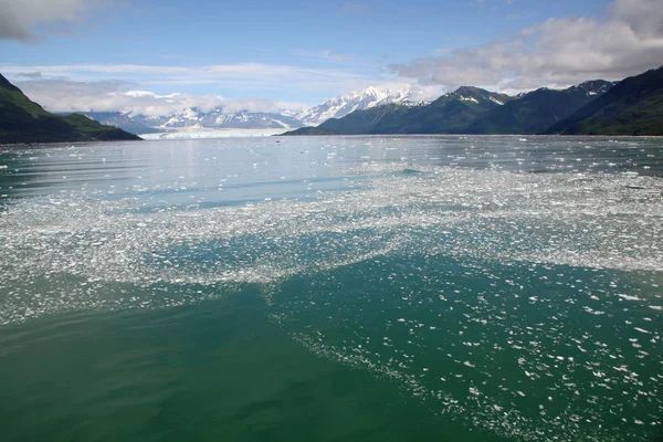 Glaciar Hubbard e Baía de Yakutat, Alasca . — Fotografia de Stock