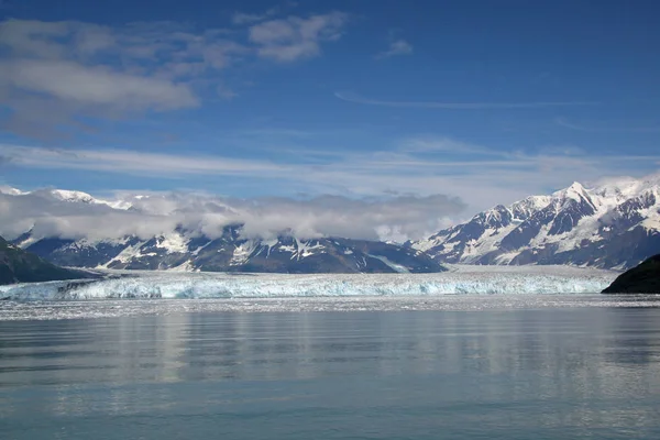 Hubbard-gleccser és a kiábrándultság-öböl, Alaszka. — Stock Fotó