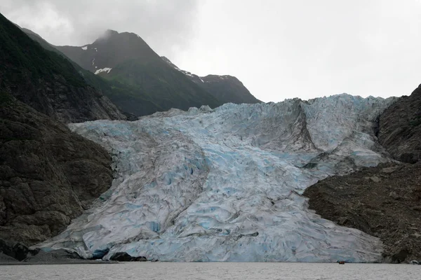 Davidson Glacier, duży lodowiec doliny w pobliżu Haines, Alaska. — Zdjęcie stockowe