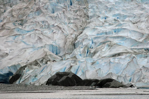 Nahaufnahme des Davidson-Gletschers, großer Talgletscher in der Nähe von Haines, Alaska. — Stockfoto