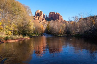 Sedona, Arizona 'daki Katedral Rock.