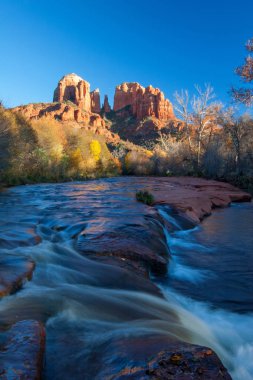 Sedona, Arizona 'daki Katedral Rock.