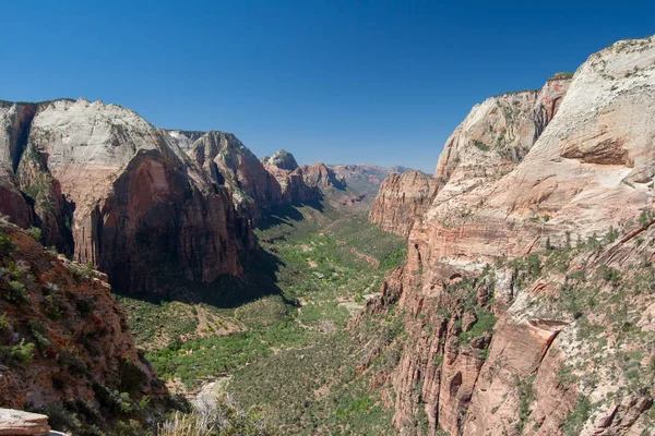 Zion Canyon Melekler Landing Gelen Zion Milli Parkı, Utah.