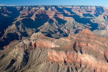 Grand Canyon Ulusal Parkı, Güney Rim yaz öğleden sonra.