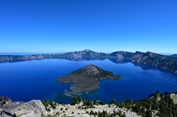 Kratersjö nationalpark, oregon. — Stockfoto