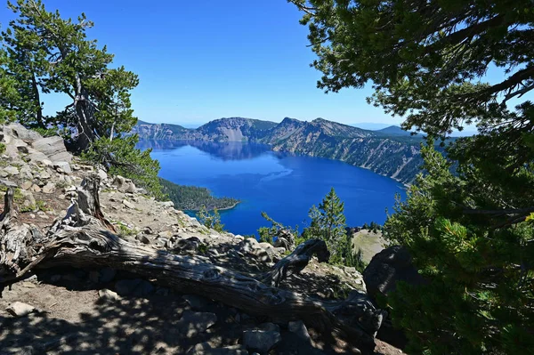 Kratersjö nationalpark, oregon. — Stockfoto