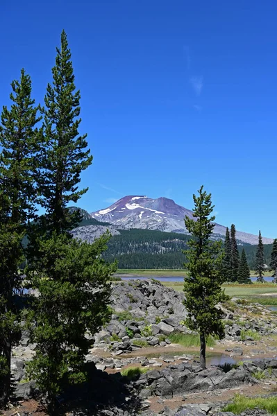 South Sister from Sparks Lake, Oregon.