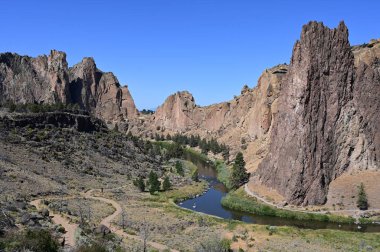 Smith Rock State Parkı, Oregon.