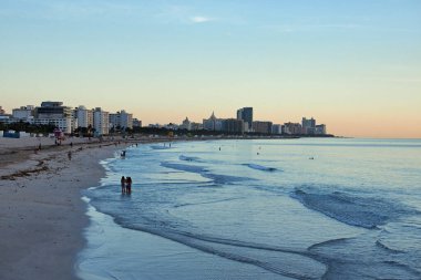 Gündoğumu Güney Sahili, Miami Sahili, Florida.