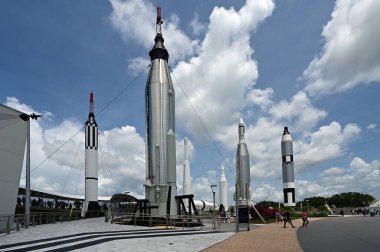 Tarihi roketler Kennedy Uzay Merkezi, Florida 'da sergileniyor..