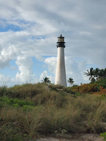 Cape Florida Lighthouse on Key Biscaynre, Florida. — Stock Photo, Image