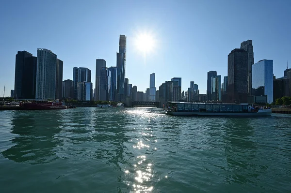 Ciudad de Chicago y Chicago River, Illinois. — Foto de Stock