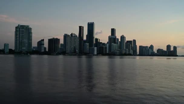 Miami, Florida 'nın Şafak Vakti. — Stok video