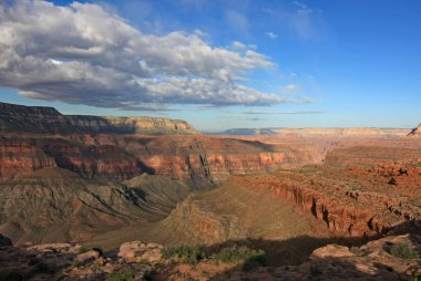 Arizona, Grand Canyon Ulusal Parkı 'ndaki Sürpriz Vadi Manzarası.