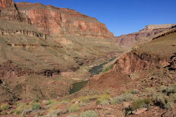 Vista do Rio Colorado e Granito Estreitos em Grand Canyon National Park. — Fotografia de Stock