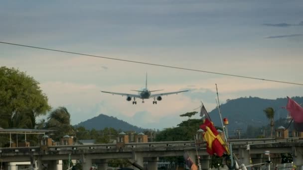 Koh Samui Tayland 2019 Koh Samui Havaalanına Jet Uçağı Iniş — Stok video