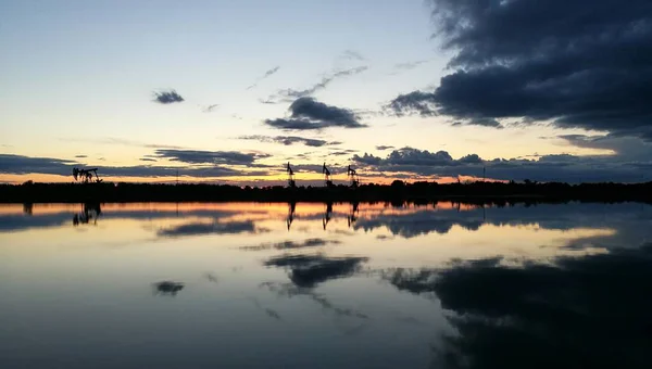 Krásný Západ Slunce Nad Jezerem — Stock fotografie