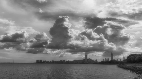 Nubes Tormenta Sobre Río — Foto de Stock