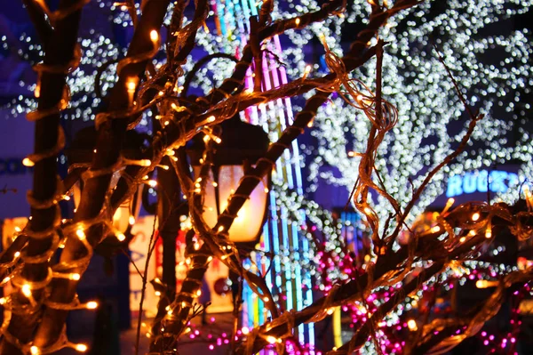 Árbol Navidad Con Luces Bokeh — Foto de Stock