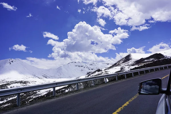 Paisaje Invernal Con Nieve Montañas — Foto de Stock