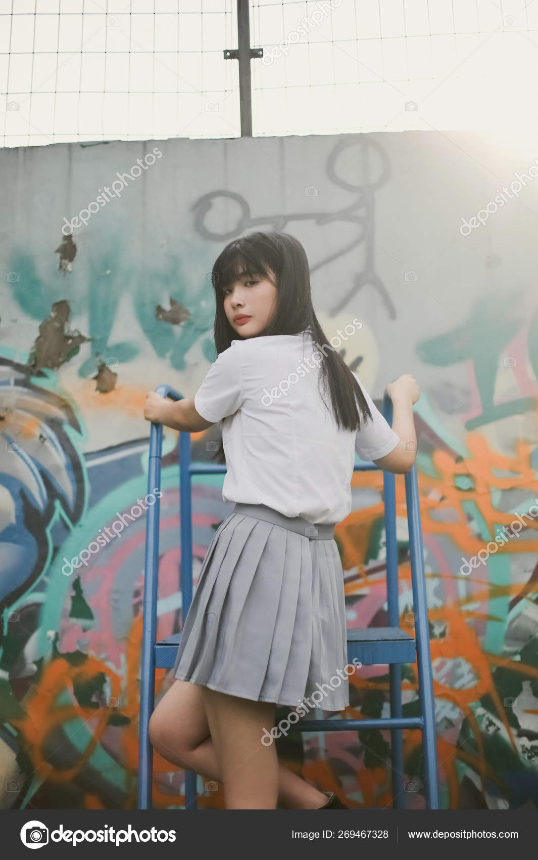 Teen Schoolgirl Pictures Teen Schoolgirl Pictures