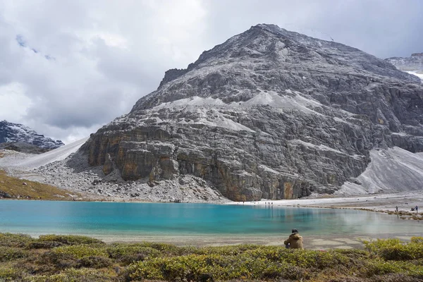 Vacker Bergslandskap Naturbakgrund — Stockfoto