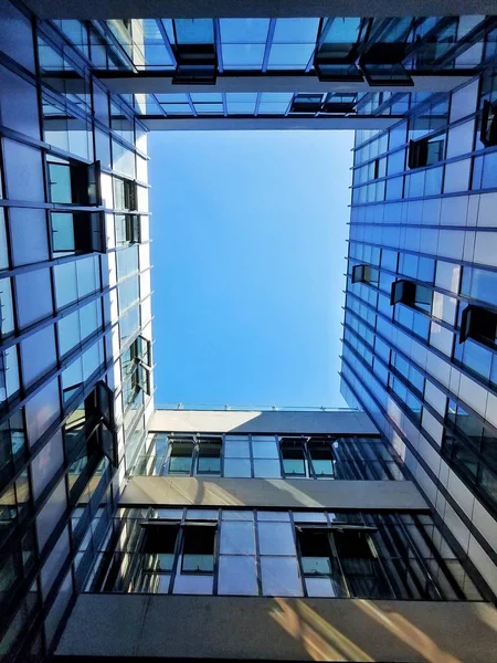 Moderno Edificio Oficinas Ciudad — Foto de Stock