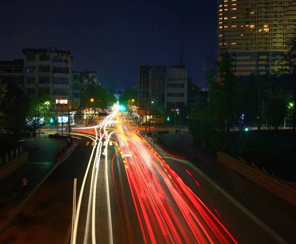 Tráfico Ciudad Por Noche — Foto de Stock