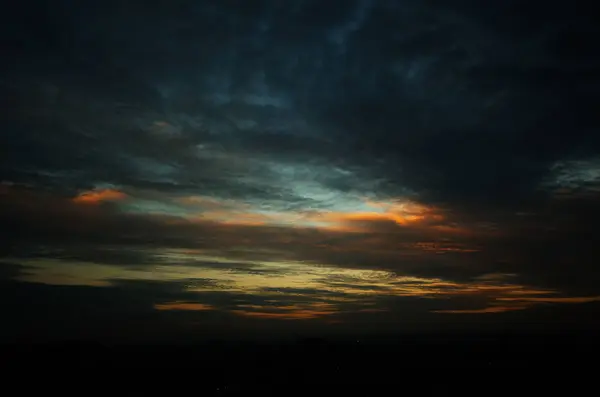 Cielo Hermoso Atardecer Con Nubes — Foto de Stock