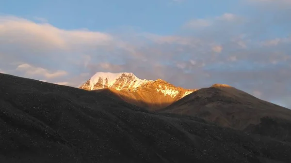 Hermoso Atardecer Las Montañas — Foto de Stock