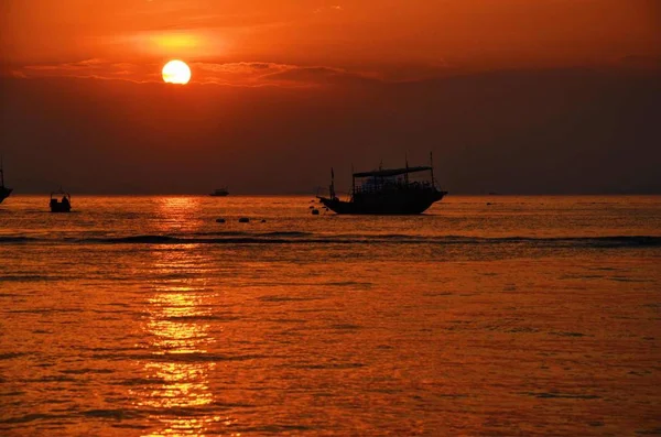 Puesta Sol Sobre Mar — Foto de Stock