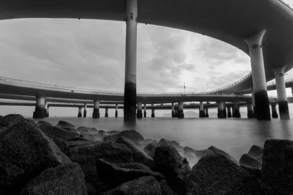 Puente Muelle Blanco Negro — Foto de Stock