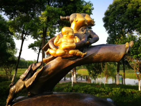 Escultura Estatua Buddha Parque — Foto de Stock