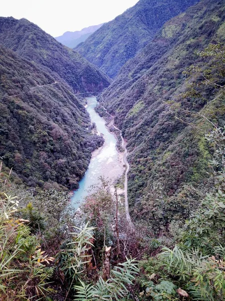 Hermoso Paisaje Con Río Montaña Las Montañas — Foto de Stock
