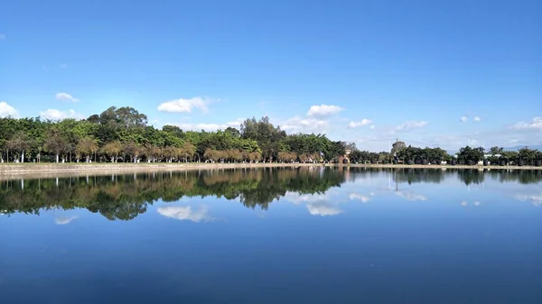 Paisaje Lago Parque — Foto de Stock