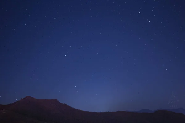 Paisaje Nocturno Con Hermoso Cielo Estrellado — Foto de Stock